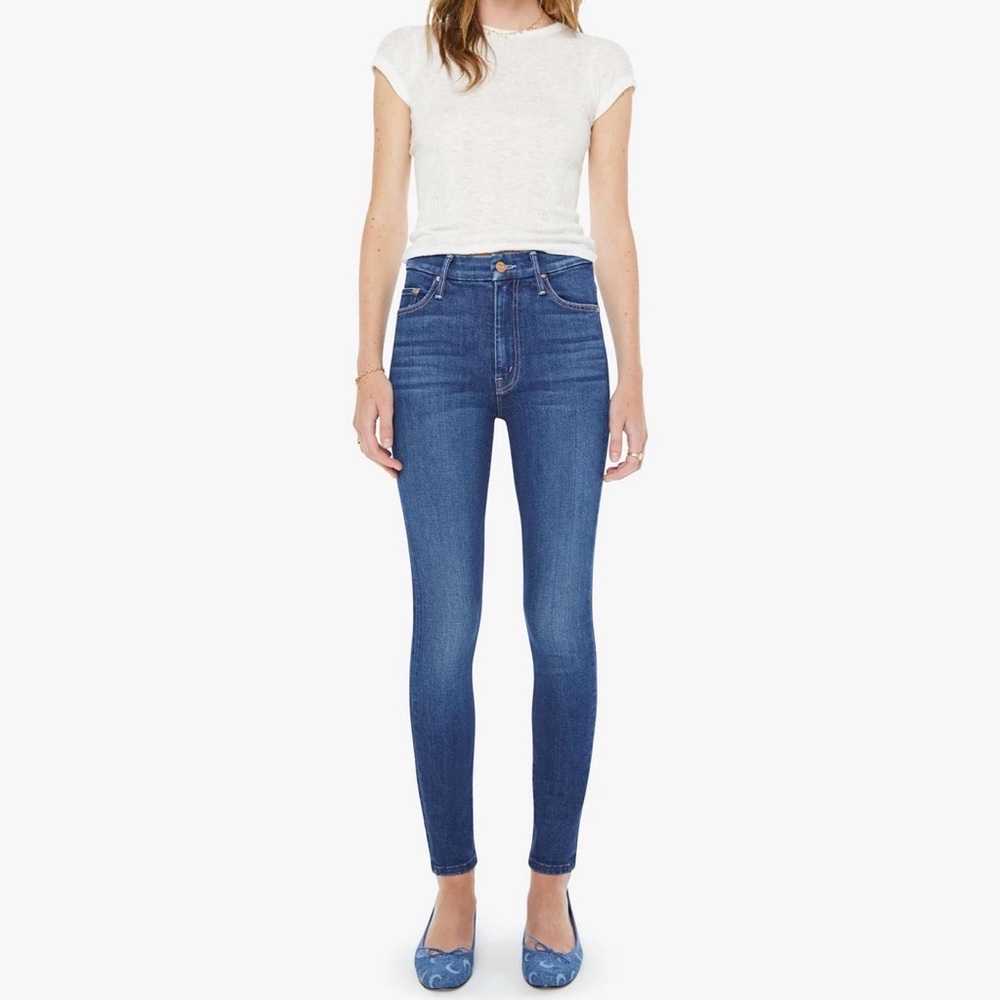MOTHER High Waisted Looker Ankle Fray Dark Denim Jeans